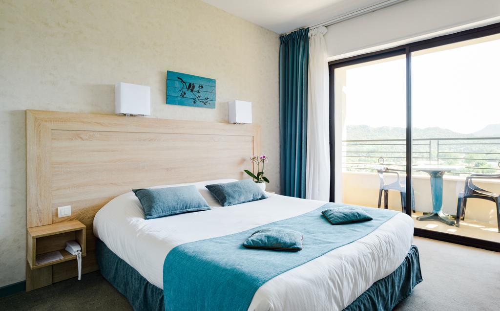 Logis Hotel Restaurant La Porte Des Cevennes Андюз Экстерьер фото